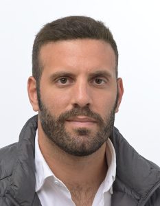 O ευρωβουλευτής Νίκος Παππάς χτύπησε δημοσιογράφο του NEWS 24/7-Εκτός ευρωομάδας του ΣΥΡΙΖΑ με απόφαση Φάμελλου - Τυπολογίες