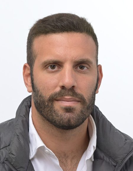 O ευρωβουλευτής Νίκος Παππάς χτύπησε δημοσιογράφο του NEWS 24/7-Εκτός ευρωομάδας του ΣΥΡΙΖΑ με απόφαση Φάμελλου - Τυπολογίες