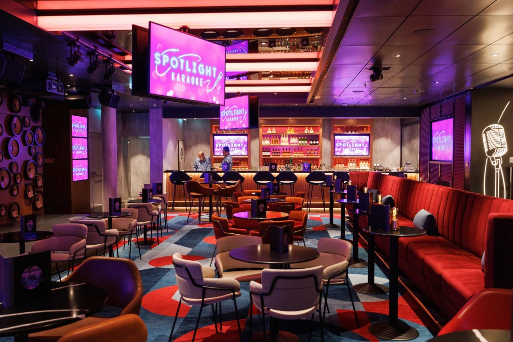 Samsung equips Royal Caribbean's Star of the Seas with more than 6000 Hospitality TVs and Smart Signage