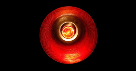 Καθώς η Apple επανεκκινεί την εργασία της τεχνητής νοημοσύνης, το OpenAI δηλώνει «κόκκινο κώδικα» για το ChatGPT