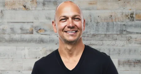 Ο Tony Fadell, συνδημιουργός του iPod, μπορεί να θέλει να είναι ο επόμενος διευθύνων σύμβουλος της Apple: report Ο Tony Fadell, συνδημιουργός του iPod, μπορεί να θέλει να είναι ο επόμενος διευθύνων σύμβουλος της Apple: report