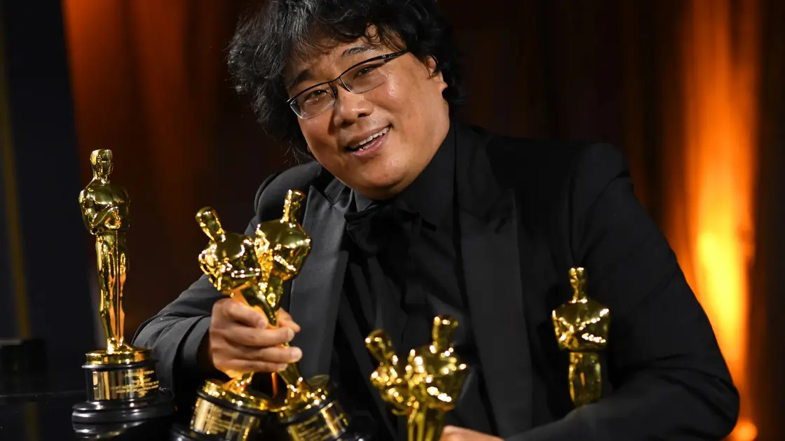 «Ο δημιουργός του Parasite “χτυπά” την AI με μια ατάκα που σαρώνει το Διαδίκτυο!» «Ο δημιουργός του Parasite “χτυπά” την AI με μια ατάκα που σαρώνει το Διαδίκτυο!»