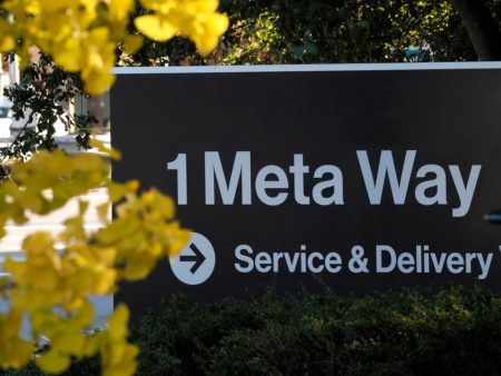 Σοκ και δέος: Κενό ασφαλείας στο WhatsApp απειλεί 3,5 δισεκατομμύρια λογαριασμούς – Τι πρέπει να ξέρετε! Σοκ και δέος: Κενό ασφαλείας στο WhatsApp απειλεί 3,5 δισεκατομμύρια λογαριασμούς – Τι πρέπει να ξέρετε!