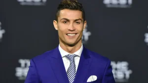 Σοκαριστικό: Ο Cristiano Ronaldo φτιάχνει ιδιωτικό club χωρίς κινητά – Τι συμβαίνει μέσα! Σοκαριστικό: Ο Cristiano Ronaldo φτιάχνει ιδιωτικό club χωρίς κινητά - Τι συμβαίνει μέσα!