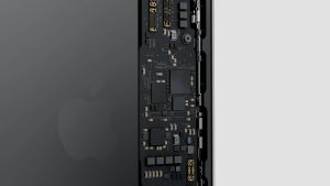 Η Apple προσκολλάται στη Samsung καθώς οι τιμές της RAM εκτινάσσονται στα ύψη