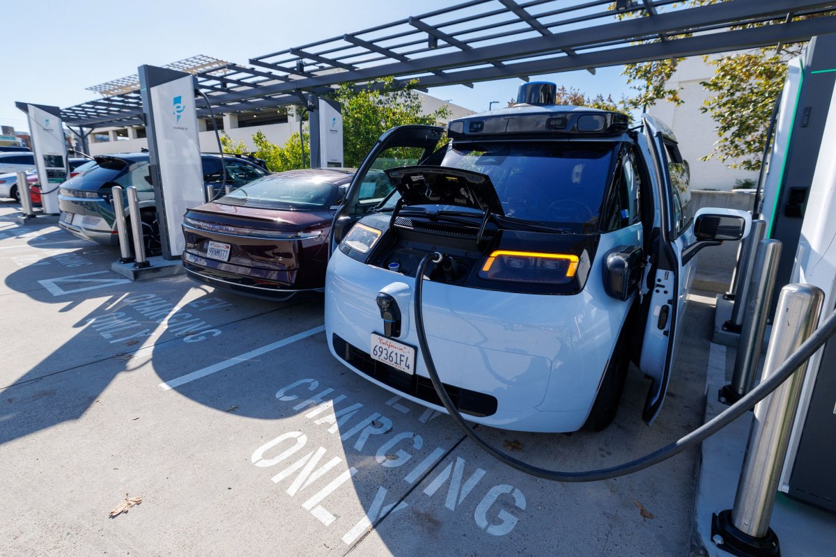 Οι μπαταρίες λιθίου προσφέρουν υψηλή ενεργειακή πυκνότητα, περιέχουν όμως εύφλεκτους υγρούς ηλεκτρολύτες