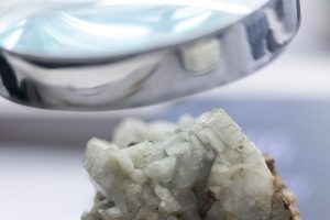 Απίστευτο! Οι Σπάνιες Γαίες και η Μυστηριώδης Σχέση τους με τον Τραμπ και το 2025! 🤑📈 Απίστευτο! Οι Σπάνιες Γαίες και η Μυστηριώδης Σχέση τους με τον Τραμπ και το 2025! 🤑📈