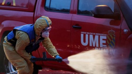 «Σοκαριστική Διαρροή από Εργαστήριο: Μήπως Είναι Η Αιτία για την Εξάπλωση της Πανώλης των Χοίρων στην Ισπανία;»