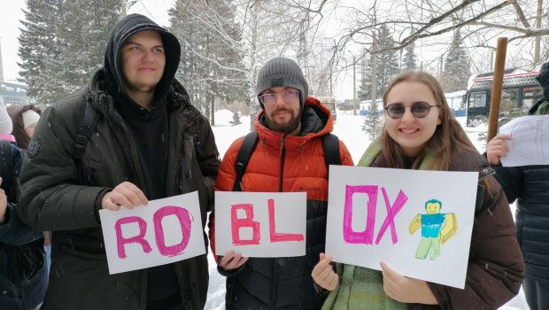 «Σοκαριστική Διαδήλωση στη Σιβηρία: Η Απαγόρευση του Roblox Συσπείρωσε Χιλιάδες!» «Σοκαριστική Διαδήλωση στη Σιβηρία: Η Απαγόρευση του Roblox Συσπείρωσε Χιλιάδες!»