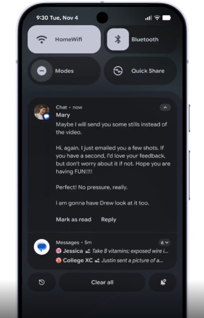 Περιγραφή Τεχνικών Ειδήσεων: Μέσα στην κυκλοφορία του Galaxy Z TriFold της Samsung και στις νέες καινοτομίες Android της Google Σύνοψη ειδοποιήσεων Android 16