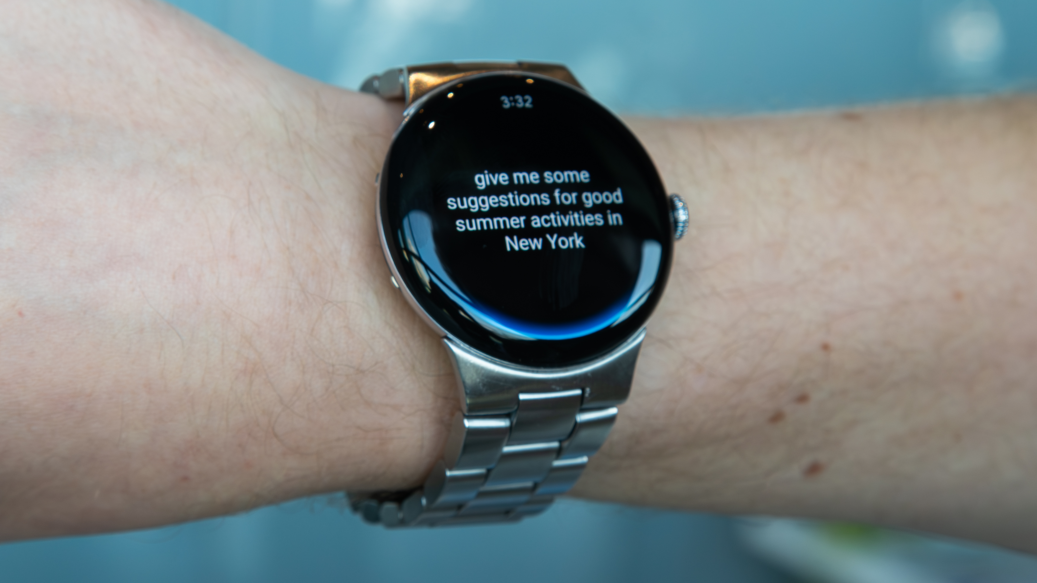 Gemini Raise to Talk στο Pixel Watch 4