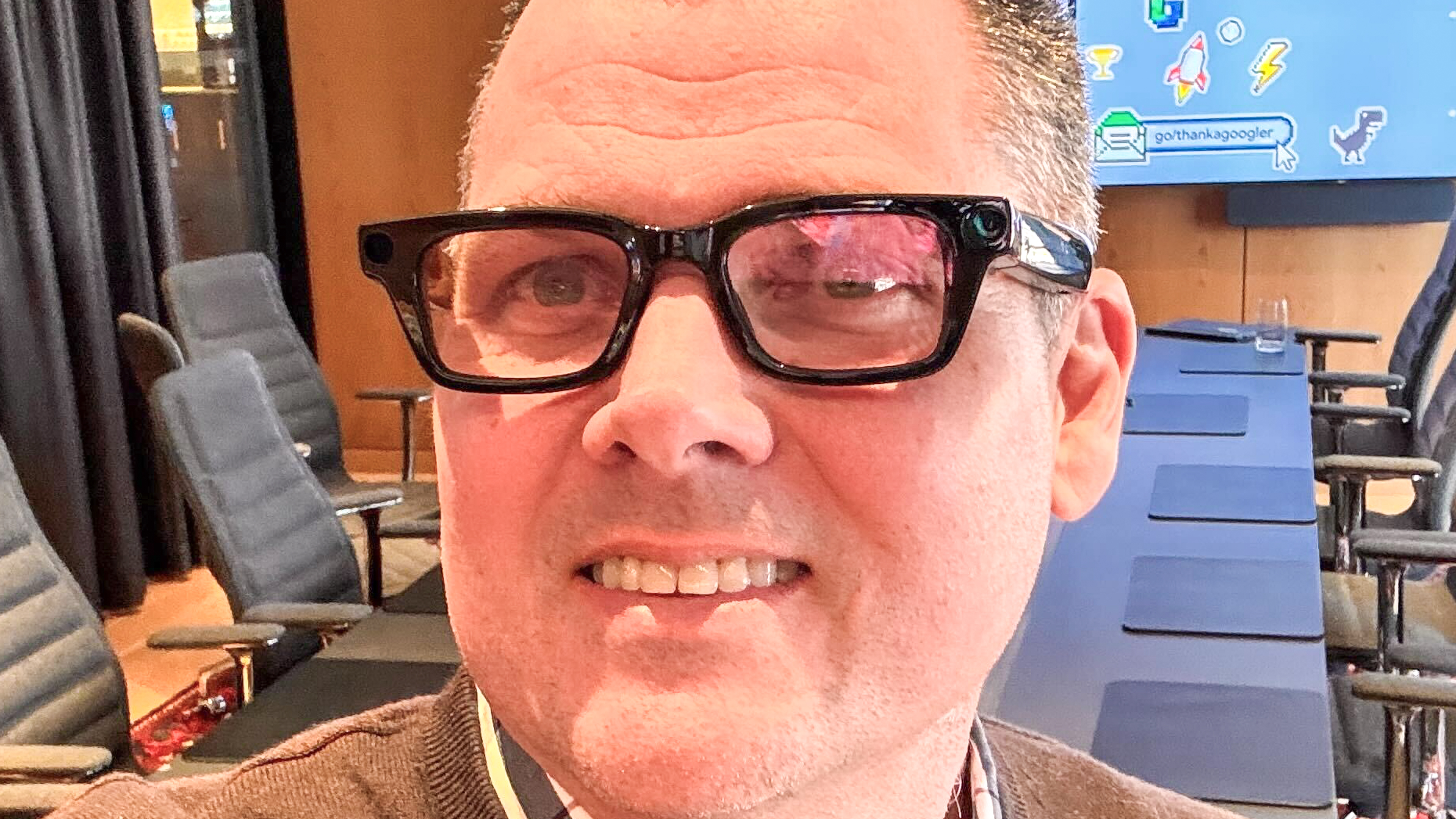 Δοκίμασα τα γυαλιά Android XR της Google — και η Meta και η Apple τρομάζουν! Γυαλιά Android XR