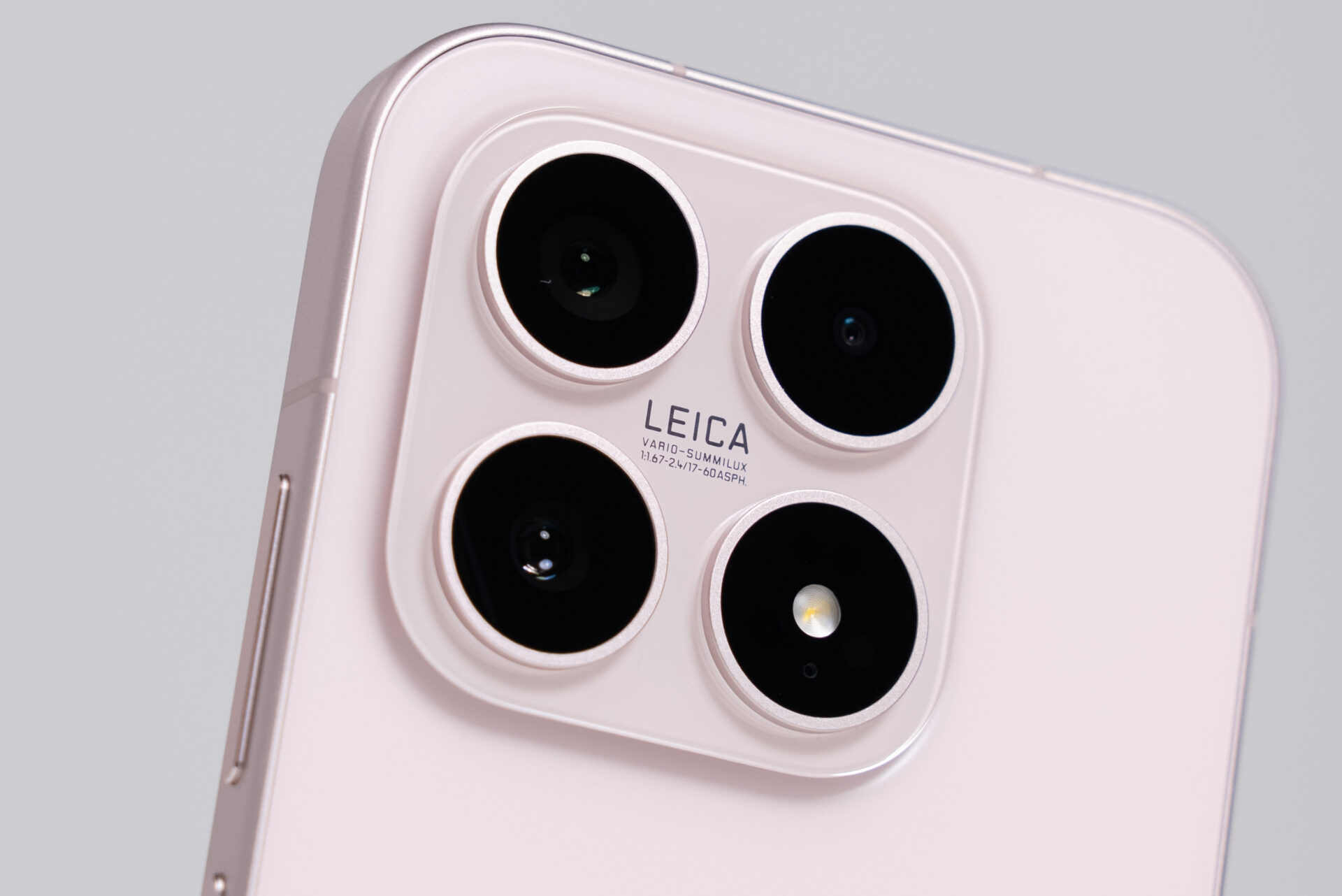 Xiaomi 15 vs Xiaomi 17: Not much changes for compact lovers 6 Xiaomi 15 vs Xiaomi 17: Δεν υπάρχουν πολλές αλλαγές για τους λάτρεις των συμπαγών