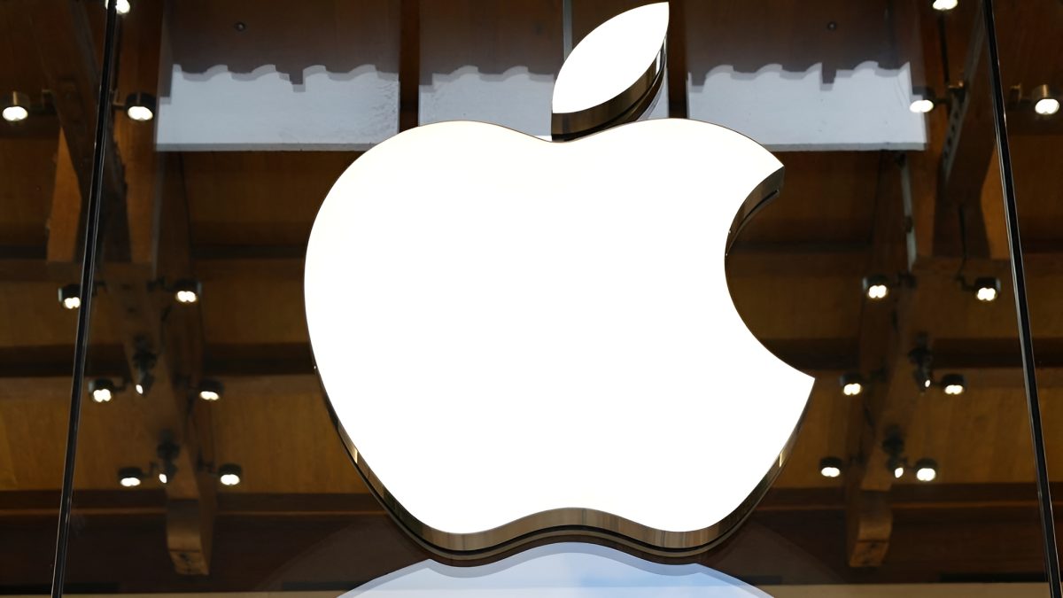 Το App Store της Apple ρίχνει το μπαλάκι στις εφαρμογές που υπόκεινται σε κυρώσεις Το App Store της Apple ρίχνει το μπαλάκι στις εφαρμογές που υπόκεινται σε κυρώσεις