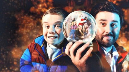 Ανακαλύψτε πώς να δείτε το "Finding Father Christmas" — Δείτε το μαγικό εορταστικό αφιέρωμα online από όπου κι αν είστε!