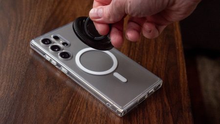 Η διαρροή φορτιστή Samsung Qi2 υποδηλώνει ότι ένας αντίπαλος του MagSafe θα μπορούσε επιτέλους να έρθει στο Galaxy S26