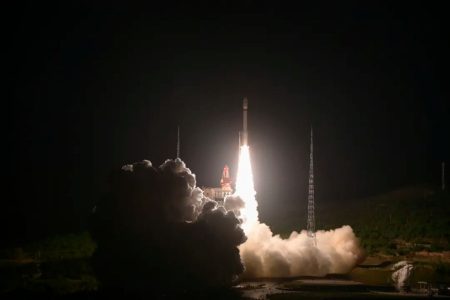 Η Κίνα δεν κατάφερε να ανακτήσει το Booster στην πρώτη πτήση του Long March 12A Rocket