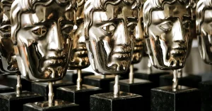Το BAFTA επιτυγχάνει τρεις στόχους διαφορετικότητας που έχουν τεθεί το 2020 σε ταινίες, τηλεόραση και παιχνίδια Το BAFTA επιτυγχάνει τρεις στόχους διαφορετικότητας που έχουν τεθεί το 2020 σε ταινίες, τηλεόραση και παιχνίδια
