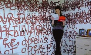 Ανακαλύψτε το απόλυτο σασπένς! Δείτε δωρεάν αυτή την indie ταινία που θα σας καθηλώσει στο Roku Channel! Πατήστε play τώρα! Ανακαλύψτε το απόλυτο σασπένς! Δείτε δωρεάν αυτή την indie ταινία που θα σας καθηλώσει στο Roku Channel! Πατήστε play τώρα!