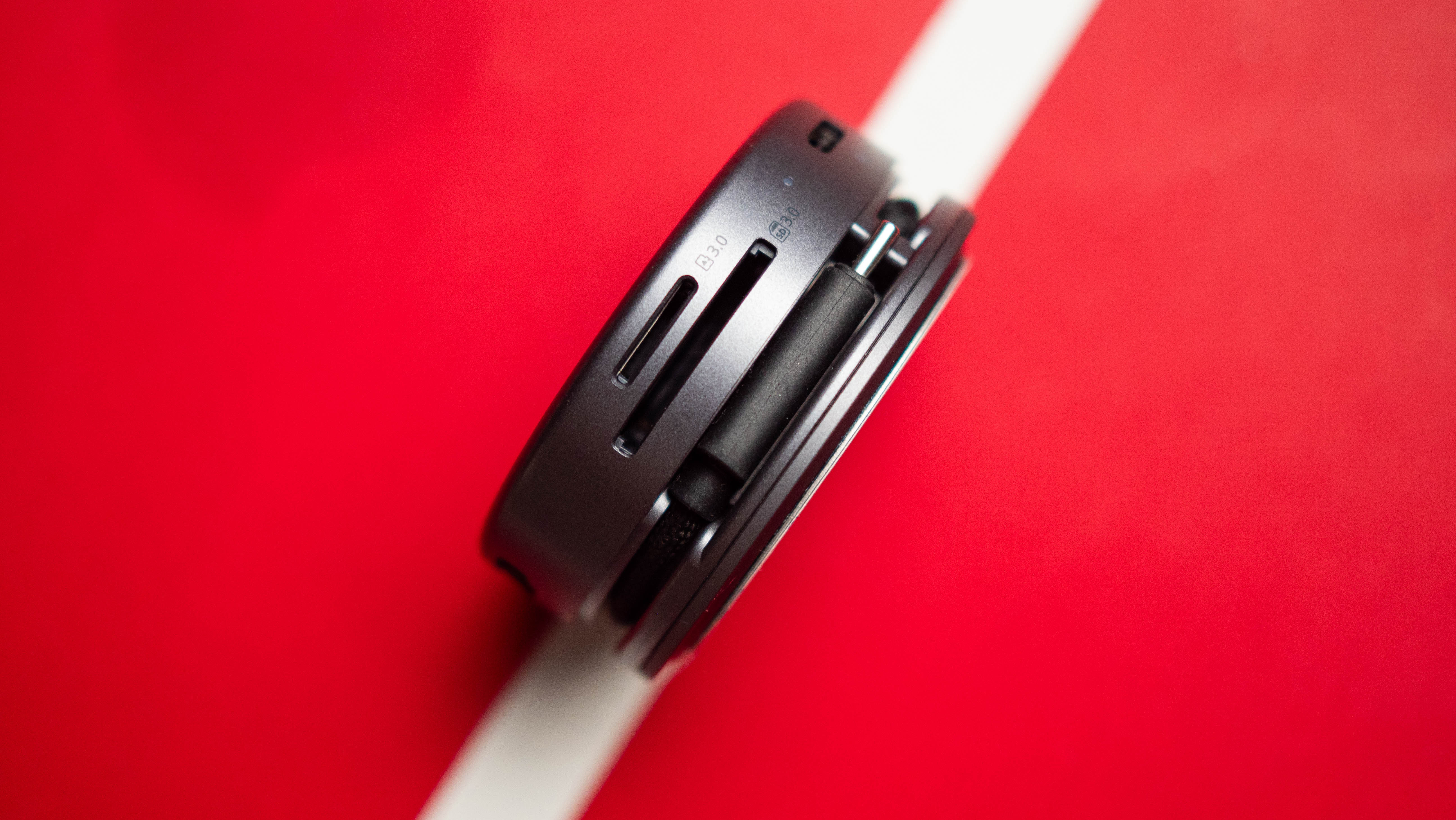 Ο νέος μαγνητικός διανομέας USB-C 7-σε-1 της Satechi μπαίνει κατευθείαν στην τσάντα ταξιδιού μου: Διαθέτει HDMI, USB-A, SD/MicroSD reader, USB PD με φόρτιση 100W και Gigabit Ethernet Δοκιμή Satechi OntheGo 7-σε-1 USB-C Hub στο Android Central