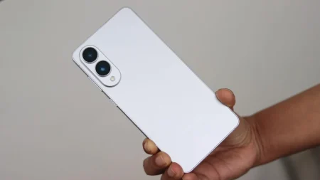 Η Samsung αγωνίζεται να καθορίσει την τιμή του Galaxy S26 και να γιατί