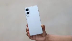 Τα τηλέφωνα Samsung ενδέχεται να σας επιτρέπουν να βλέπετε εφαρμογές που παρακολουθούν την τοποθεσία σας Τα τηλέφωνα Samsung ενδέχεται να σας επιτρέπουν να βλέπετε εφαρμογές που παρακολουθούν την τοποθεσία σας