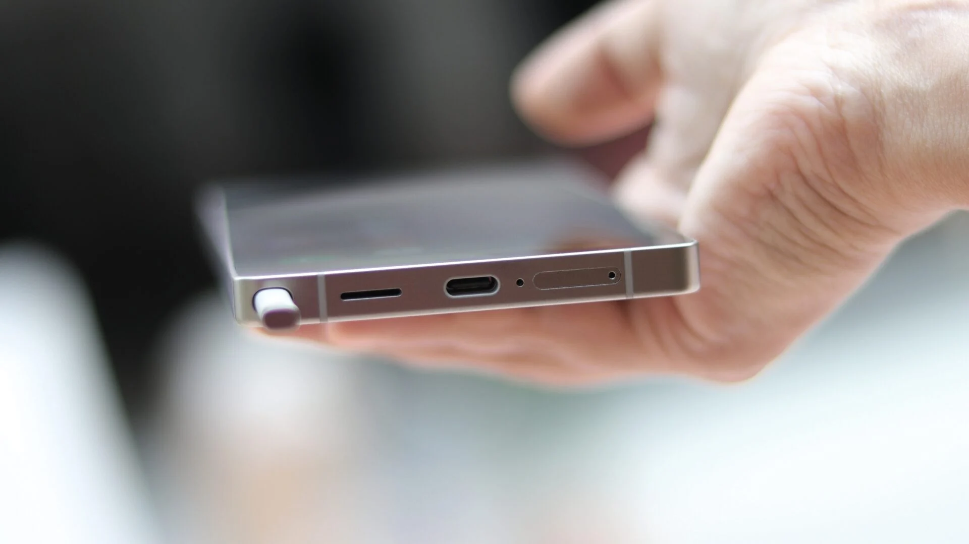 Το 2025 της Samsung σε ανασκόπηση: Μεγάλα στοιχήματα, τολμηρές αλλαγές και χαμένες βολές galaxy s25 ultra review – design 4