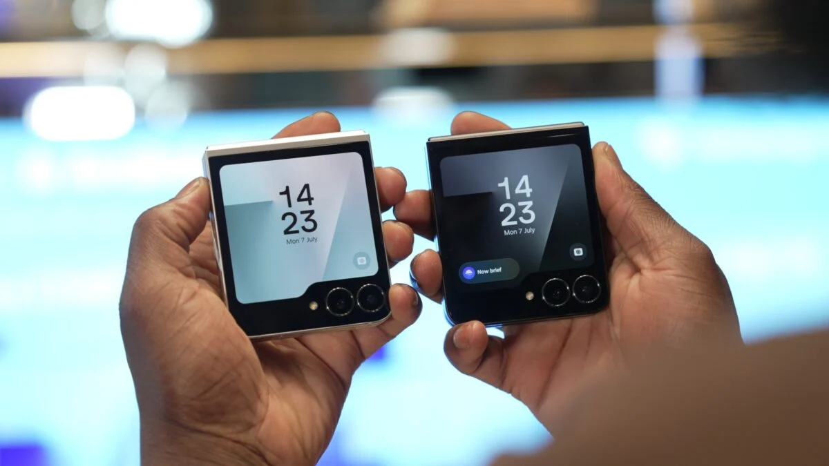 Η στιγμή που η Samsung εγκατέλειψε το Galaxy Z Flip 7 FE στις ΗΠΑ Η στιγμή που η Samsung εγκατέλειψε το Galaxy Z Flip 7 FE στις ΗΠΑ