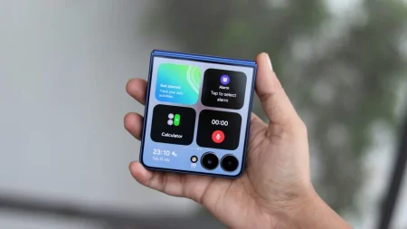 Οι φήμες για το Galaxy Z Flip 8 αναφέρουν μια πιο λεπτή κατασκευή, καλύτερη οθόνη Οι φήμες για το Galaxy Z Flip 8 αναφέρουν μια πιο λεπτή κατασκευή, καλύτερη οθόνη
