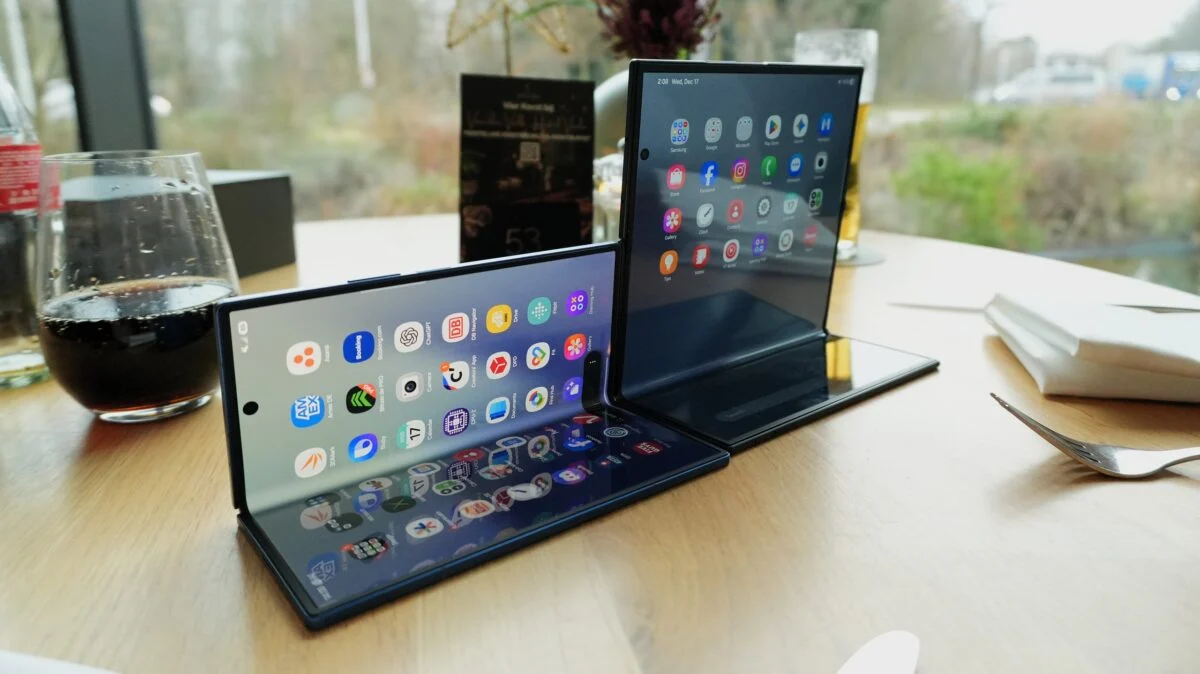 Γιατί πιστεύω ότι η ώθηση της Samsung για λεπτότερα πτυσσόμενα τα κάνει χειρότερα Γιατί πιστεύω ότι η ώθηση της Samsung για λεπτότερα πτυσσόμενα τα κάνει χειρότερα