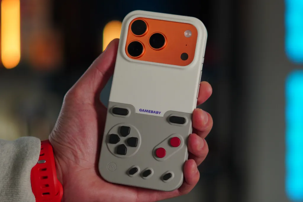 Αυτή η θήκη iPhone μετατρέπει το τηλέφωνό σας σε μια ρετρό κονσόλα με κουμπιά Αυτή η θήκη iPhone μετατρέπει το τηλέφωνό σας σε μια ρετρό κονσόλα με κουμπιά