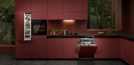 AEG x Άκης Πετρετζίκης: Η Συνεργασία που θα Ξετρελάνει τον Γευστικό σας Κόσμο!