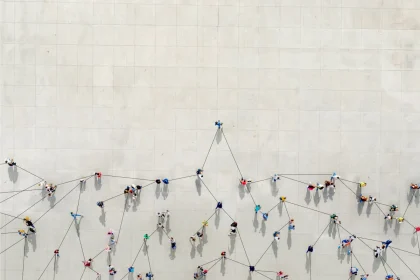 Ο αριθμός των οπαδών των μέσων κοινωνικής δικτύωσης δεν ήταν ποτέ λιγότερο σημαντικός, λένε στελέχη της οικονομίας των δημιουργών