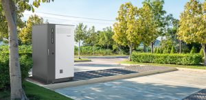 «Ανακαλύψτε τη Νέα Επα Revolution: Η Schneider Electric Λανσάρει το Ανατρεπτικό Schneider Boost Pro για Αποθήκευση Ενέργειας με Μπαταρίες!»