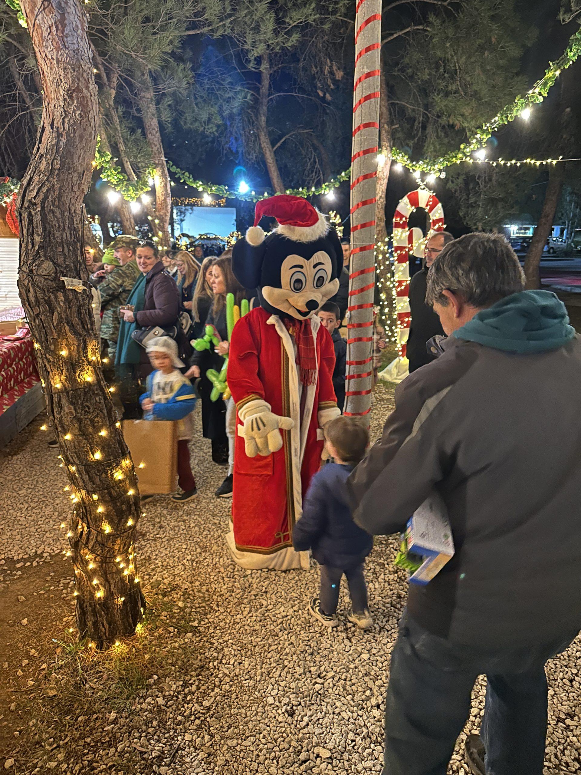 Χριστουγεννιάτικο Χωριό