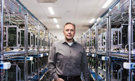 Ο αρχιτέκτονας τσιπ της Apple, Johny Srouji, σκέφτεται σοβαρά να φύγει για άλλη εταιρεία