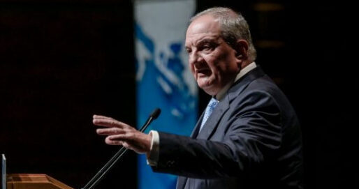 Αιχμές Κ. Καραμανλή για την αγροτική πολιτική: Απίσχνανση περιφέρειας, γήρανση του αγροτικού πληθυσμού και τάση φυγής των νέων – Τυπολογίες Αιχμές Κ. Καραμανλή για την αγροτική πολιτική: Απίσχνανση περιφέρειας, γήρανση του αγροτικού πληθυσμού και τάση φυγής των νέων - Τυπολογίες