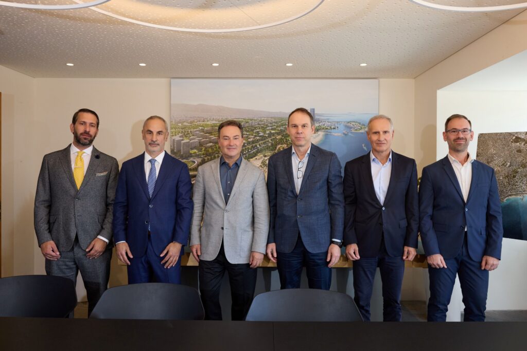 «Συναρπαστική Συνεργασία: LAMDA Development και COSMOTE TELEKOM Φέρνουν Επαναστατικές Τηλεπικοινωνιακές Υπηρεσίες στο The Ellinikon!» LAMDA Development COSMOTE TELEKOM 3