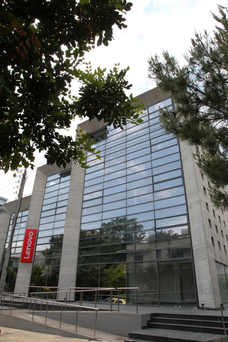 «Η Lenovo Κατακτά την Κορυφή: Αποκαλύψεις από τα Αποτελέσματα της IDC!»