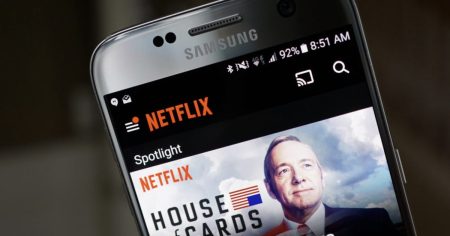 Το Netflix αγοράζει την Warner Bros για 82,7 δισεκατομμύρια δολάρια