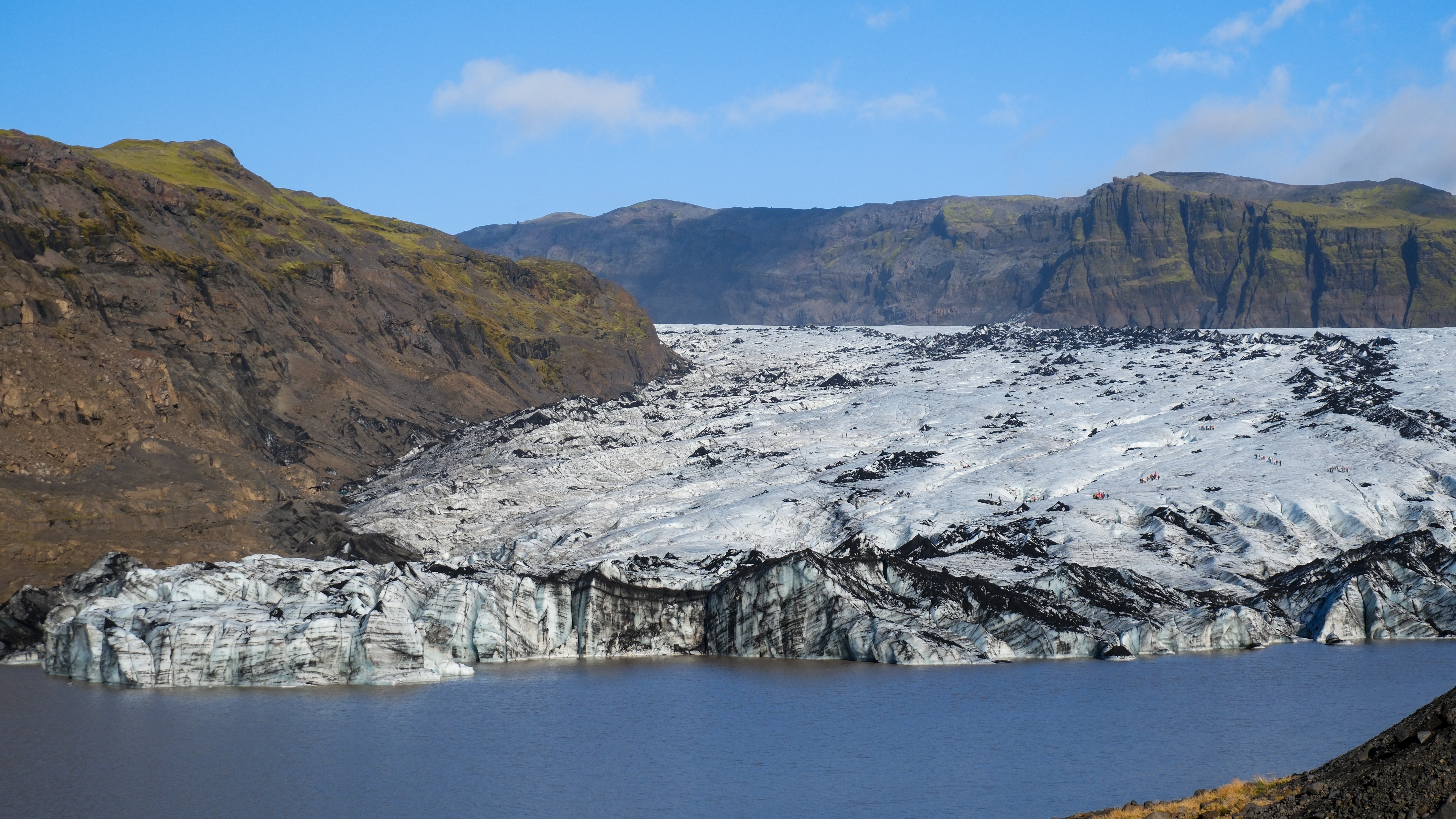 Μια φωτογραφία της Ισλανδίας τραβηγμένη σε μια κάμερα χωρίς καθρέφτη Fujifilm X-T50