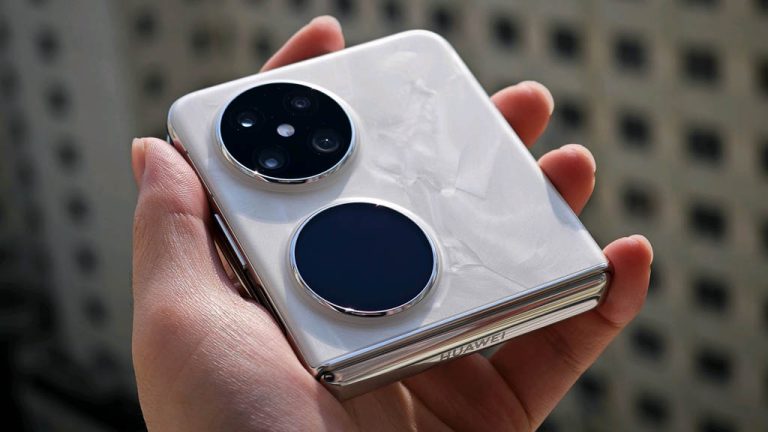 Το Huawei Pocket 2 Premium γνωρίζει τεράστια μείωση τιμής