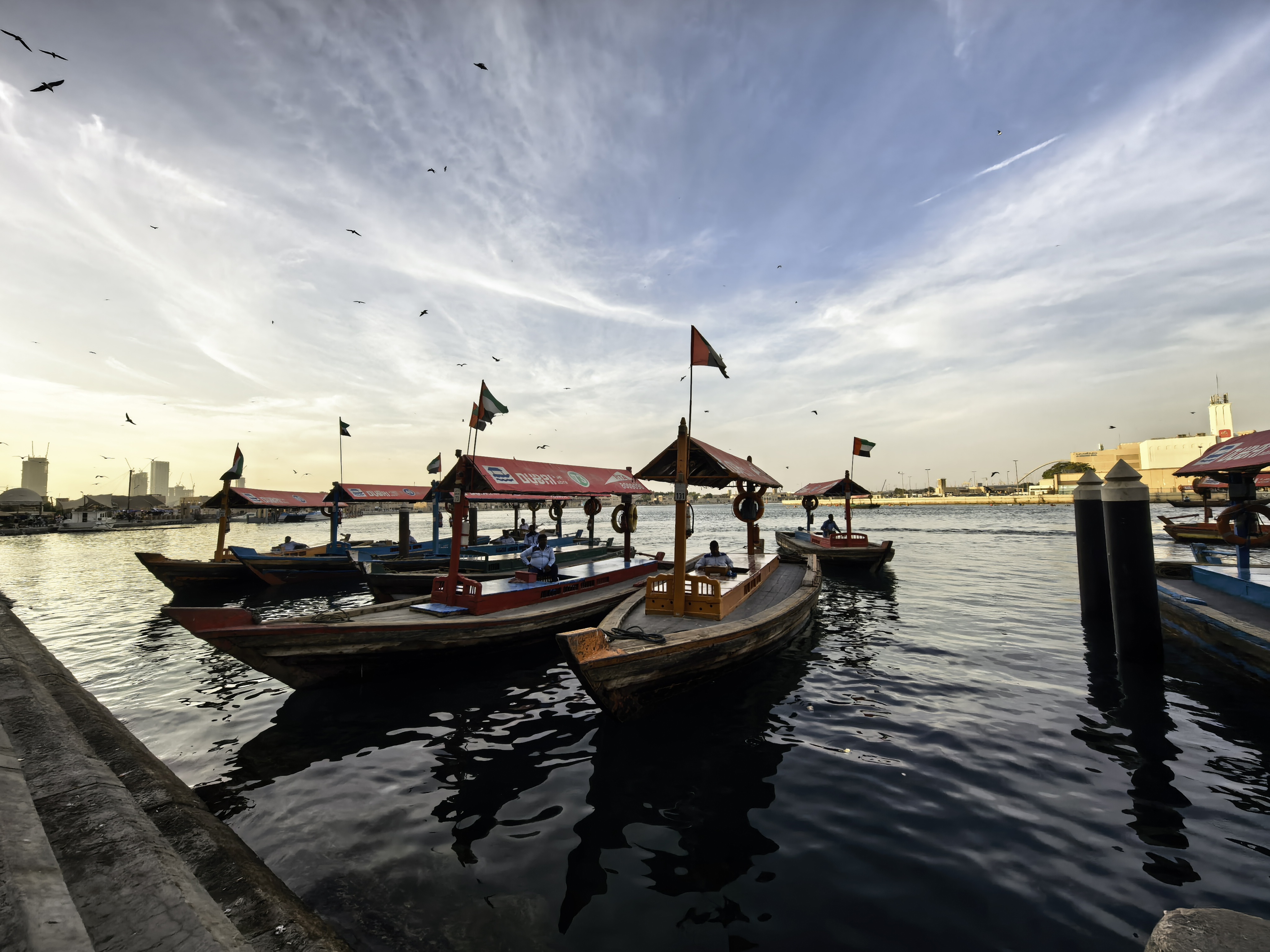 Χρησιμοποίησα το Mate X7 της Huawei για να τραβήξω φωτογραφίες από το ψηλότερο κτήριο στον κόσμο και είμαι πεπεισμένος ότι αυτό το πτυσσόμενο έχει τις καλύτερες κάμερες Δοκιμή κάμερας Huawei Mate X7 στο Ντουμπάι