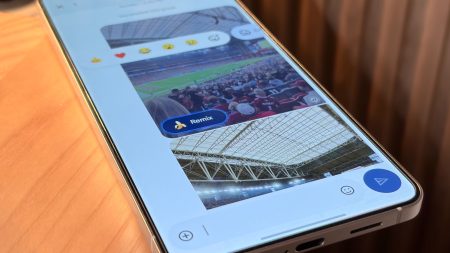 Η Google αποχαιρετά το Emoji μπανάνας Remix στην τελευταία έκδοση beta της εφαρμογής Messages