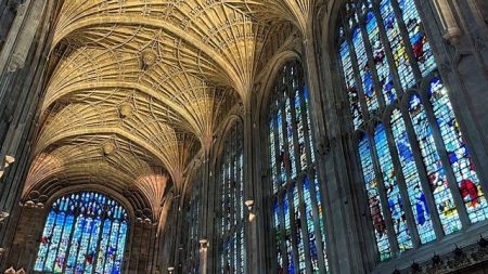 Ανακαλύψτε το Μυστικό: Πώς να Δείτε το 'Carols from King's' Online από Οπουδήποτε στον Κόσμο!