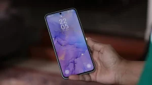 Τέσσερα πράγματα που πρέπει να βελτιώσει η Samsung στα τηλέφωνα Galaxy της μεσαίας κατηγορίας