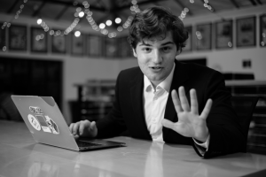 Ο αστέρας ρεπόρτερ του Stanford αντιλαμβάνεται την κουλτούρα των startup της Silicon Valley