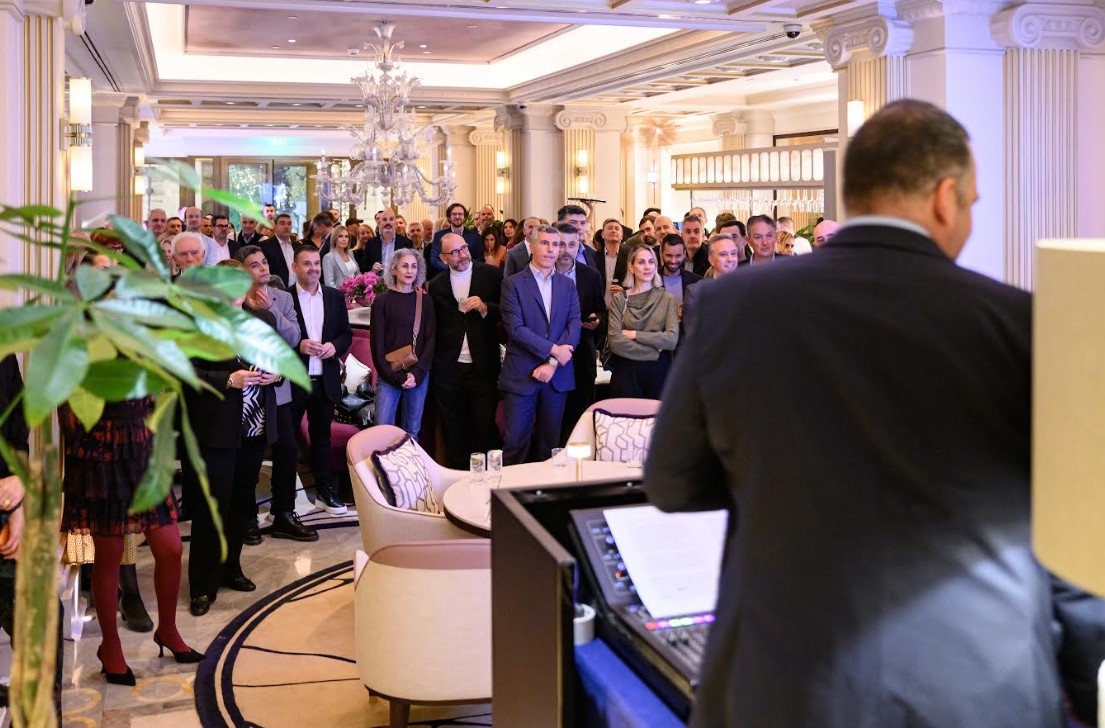 Μια λαμπρή επετειακή βραδιά για τα 55 χρόνια του περιοδικού «4ΤΡΟΧΟΙ» - Τυπολογίες Μια λαμπρή επετειακή βραδιά για τα 55 χρόνια του περιοδικού «4ΤΡΟΧΟΙ»-1