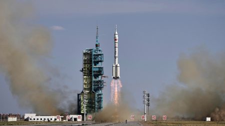 «Απίστευτο! Το διαστημόπλοιο Shenzhou-20 επιστρέφει στη Γη χωρίς ανθρώπους! Τι σημαίνει αυτό για το μέλλον του διαστήματος;» «Απίστευτο! Το διαστημόπλοιο Shenzhou-20 επιστρέφει στη Γη χωρίς ανθρώπους! Τι σημαίνει αυτό για το μέλλον του διαστήματος;»