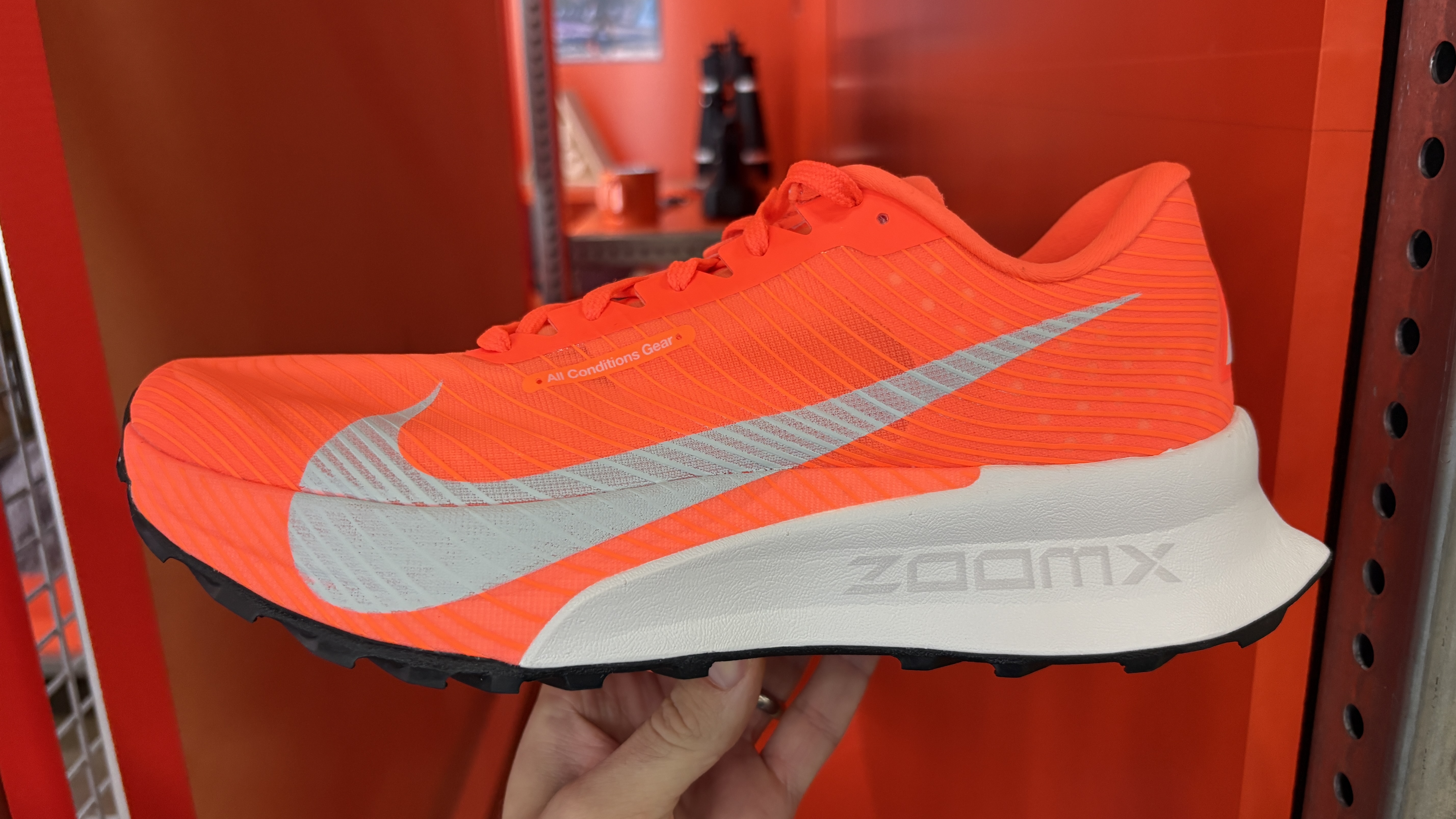 Ανακαλύψτε τα 7 Αδιαμφισβήτητα Συναρπαστικά Παπούτσια Τρεξίματος του 2026 – Θα σας Αφήσουν Άφωνους! Nike ACG Ultrafly